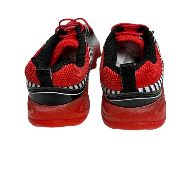 NWT Boys Avia Red Black and White Sneakers 3Y - Picture 3 of 6